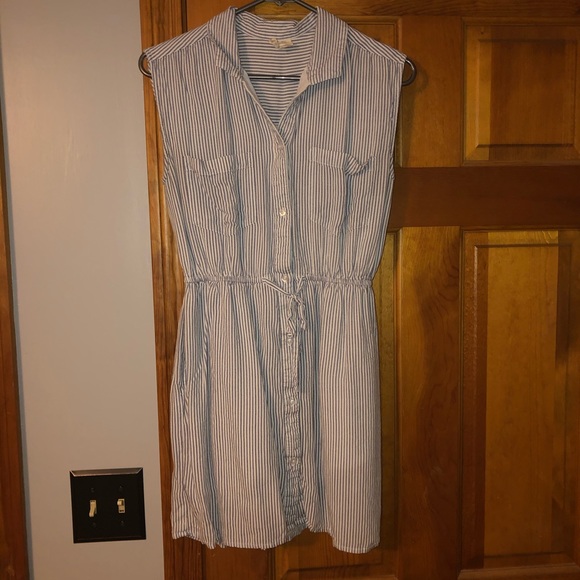 Button Down Dress - Picture 1 of 8